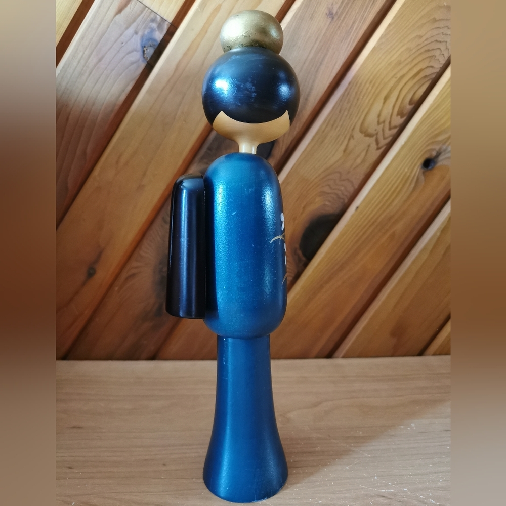 Vintage Kokeshi Doll - Picture 3 of 7